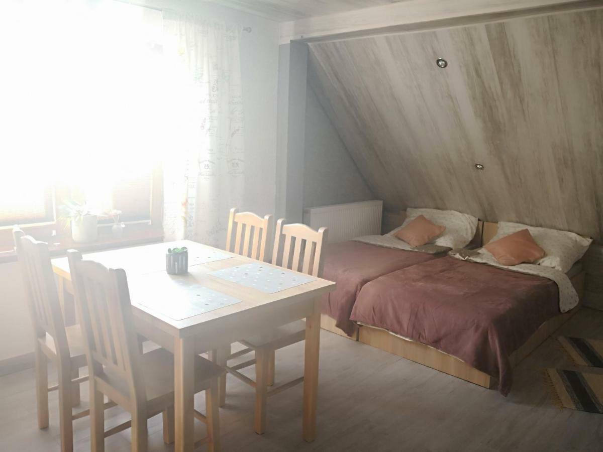 Gosciniec Mariola Villa Człuchów Buitenkant foto