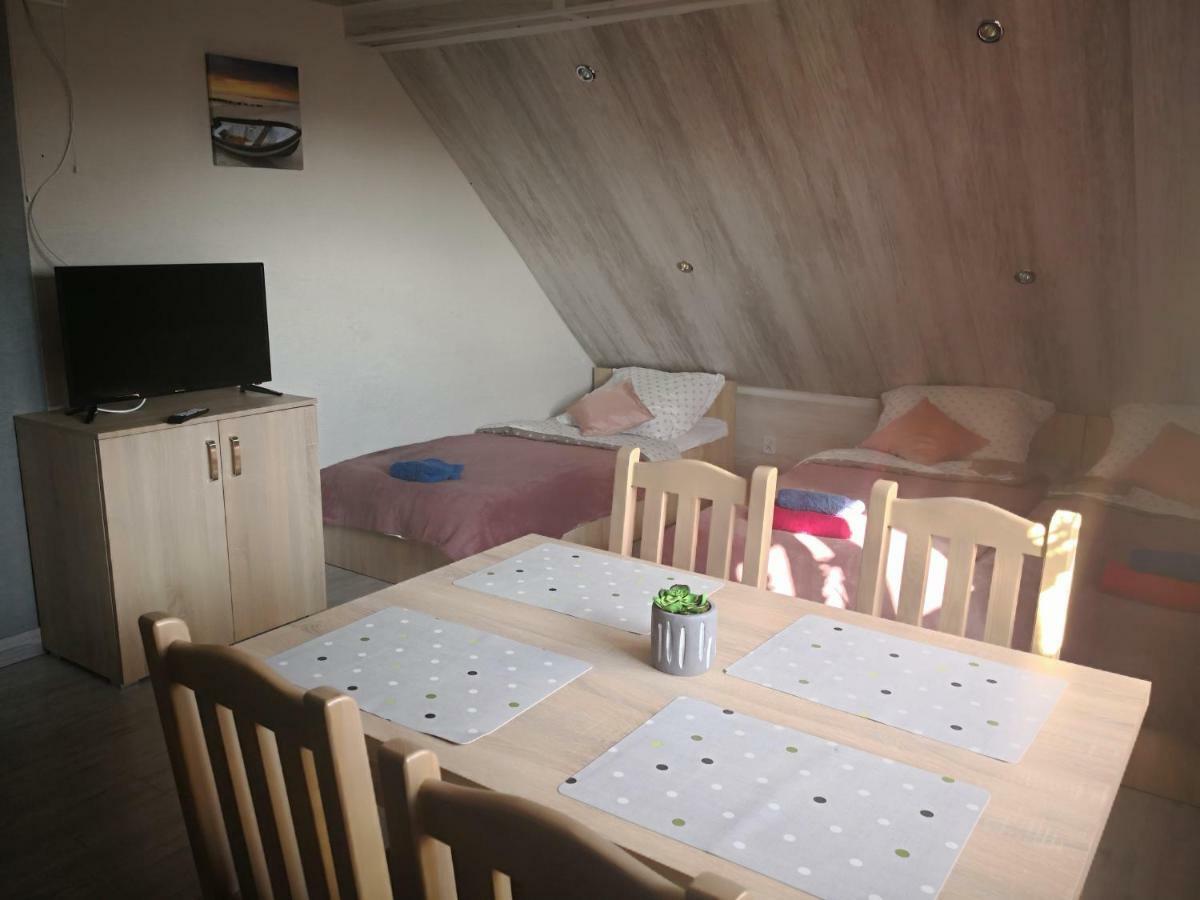 Gosciniec Mariola Villa Człuchów Buitenkant foto
