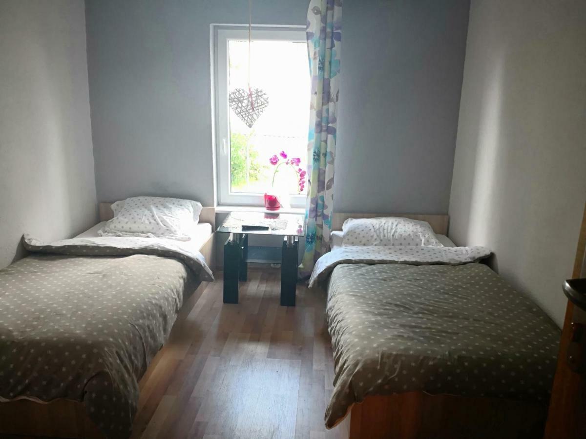 Gosciniec Mariola Villa Człuchów Buitenkant foto